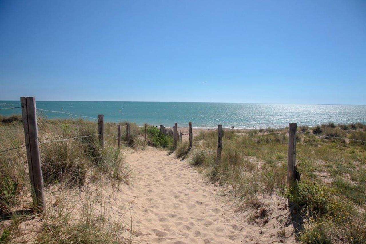 A 2 Pas De La Plage Сент-Илер-де-Рие Екстериор снимка